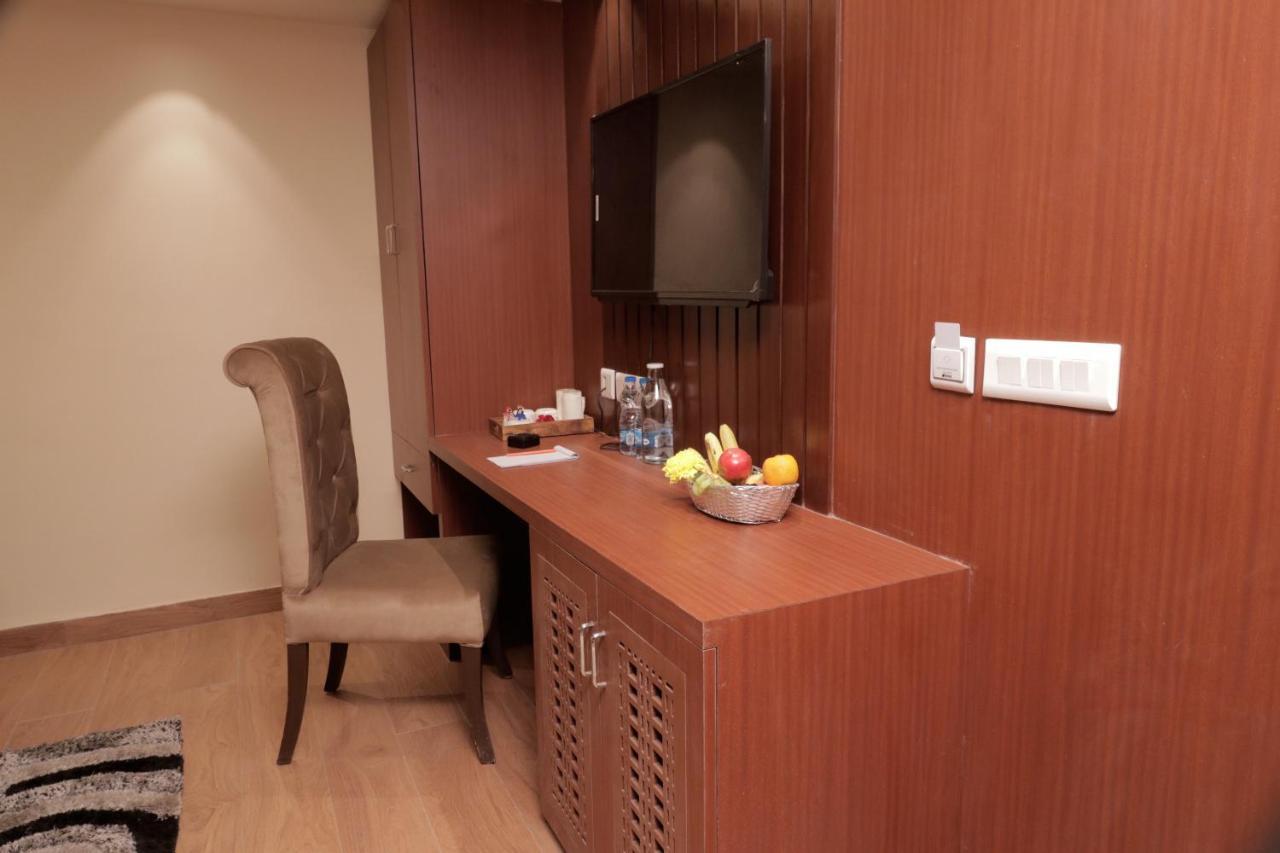 The Hotel Kolkata